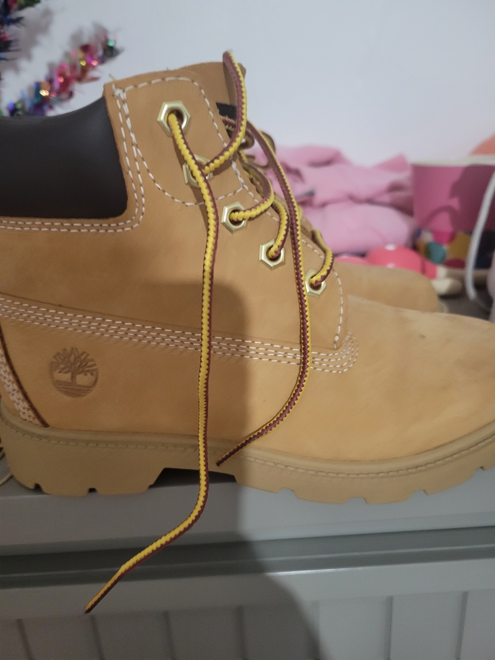 Like NEW Timberland Boots